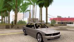 BMW 750iL para GTA San Andreas