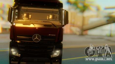 Mercedes-Benz Actros MP4 Stream Space Black para GTA San Andreas