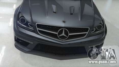 Mercedes-Benz C63 AMG v1