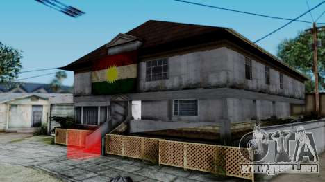 New CJ House with Kurdish Flag para GTA San Andreas