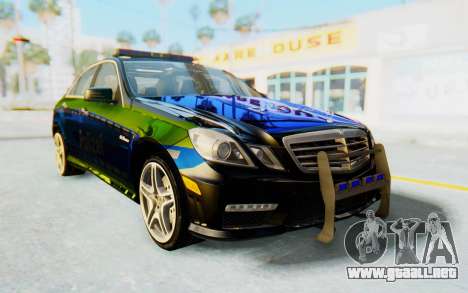 Mercedes-Benz E63 German Police Blue-Yellow para GTA San Andreas