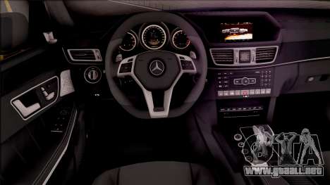 Mercedes-Benz E63 AMG v2 para GTA San Andreas