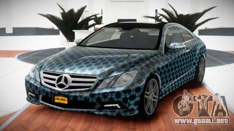 Mercedes-Benz E500 QD S6 para GTA 4