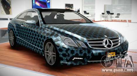 Mercedes-Benz E500 QD S6 para GTA 4