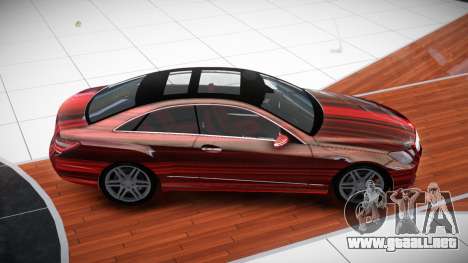 Mercedes-Benz E500 RT-Z S10 para GTA 4