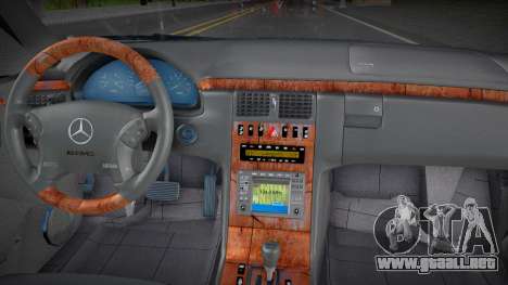 Mercedes-Benz E55 AMG Oper para GTA San Andreas