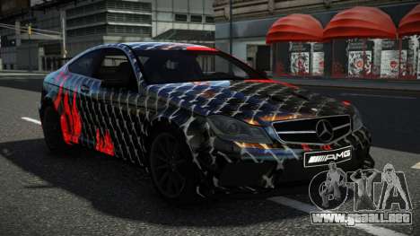 Mercedes-Benz C63 AMG RY-Q S13 para GTA 4