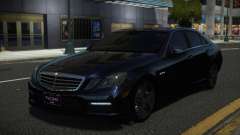 Mercedes-Benz E63 AMG CL para GTA 4