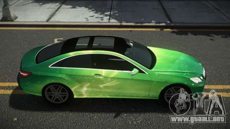 Mercedes-Benz E500 Lozvey S12 para GTA 4