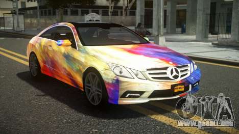 Mercedes-Benz E500 Lozvey S5 para GTA 4