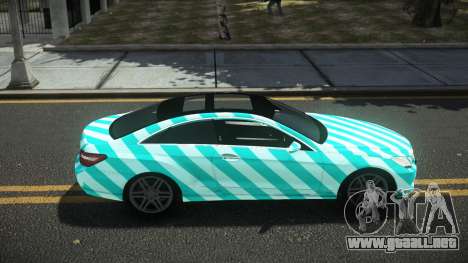 Mercedes-Benz E500 Lozvey S8 para GTA 4