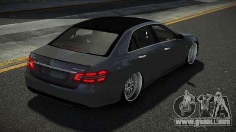 Mercedes-Benz E63 AMG ECK para GTA 4