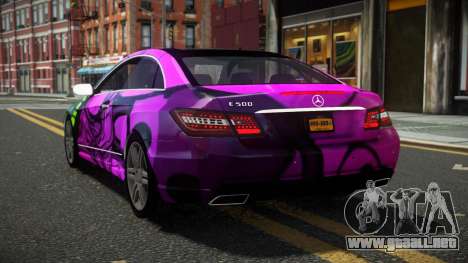 Mercedes-Benz E500 Lozvey S1 para GTA 4