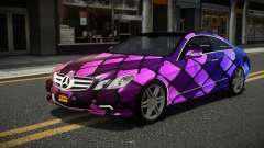 Mercedes-Benz E500 Lozvey S2 para GTA 4