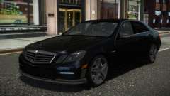 Mercedes-Benz E63 AMG CK-L para GTA 4