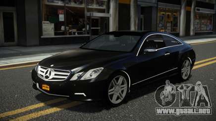 Mercedes-Benz E500 Lozvey para GTA 4