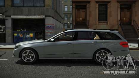 Mercedes-Benz E-Class Estate Sihuro para GTA 4