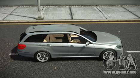 Mercedes-Benz E-Class Estate Sihuro para GTA 4