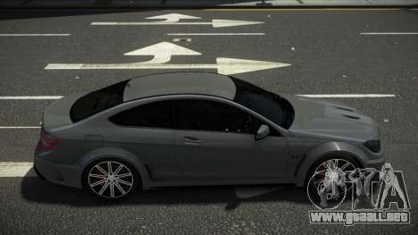 Mercedes-Benz C63 AMG Goley para GTA 4