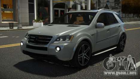 Mercedes-Benz ML63 AMG Basko para GTA 4