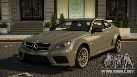 Mercedes-Benz C63 AMG Volfer para GTA 4