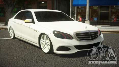 Mercedes-Benz E63 AMG Ecvaht para GTA 4