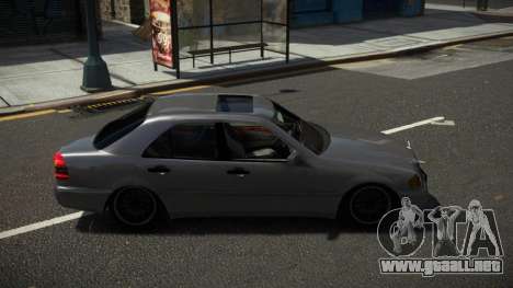 Mercedes-Benz C180 Erloy para GTA 4