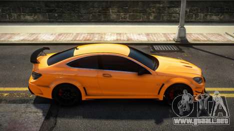 Mercedes-Benz C63 AMG Suprimo para GTA 4