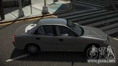 Daewoo Nubira Cynlo para GTA 4