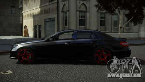 Mercedes-Benz E63 AMG Bergot para GTA 4