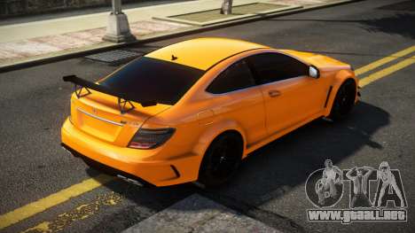 Mercedes-Benz C63 AMG Suprimo para GTA 4