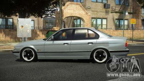 BMW M5 E34 Holik para GTA 4