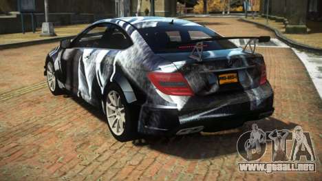 Mercedes-Benz C63 AMG Hurito S5 para GTA 4