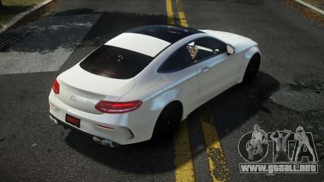 Mercedes-Benz C63 AMG Gafik para GTA 4