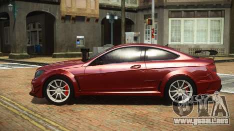 Mercedes-Benz C63 AMG Hurito para GTA 4