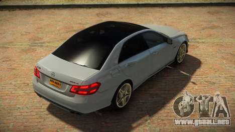 Mercedes-Benz E63 AMG Halimer para GTA 4