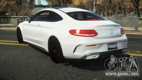 Mercedes-Benz C63 AMG Gafik para GTA 4