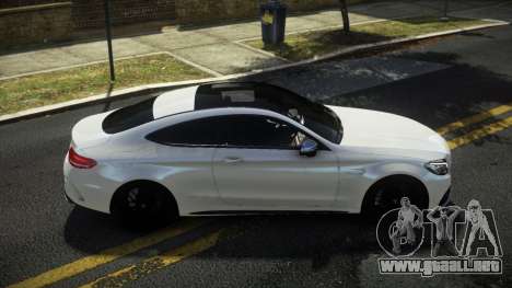 Mercedes-Benz C63 AMG Gafik para GTA 4