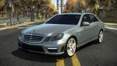 Mercedes-Benz E63 AMG Nesty para GTA 4