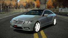 Mercedes-Benz E500 Freholas para GTA 4