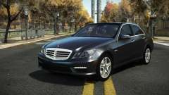 Mercedes-Benz E63 AMG Defos para GTA 4