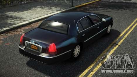 Lincoln Town Car Asebu para GTA 4