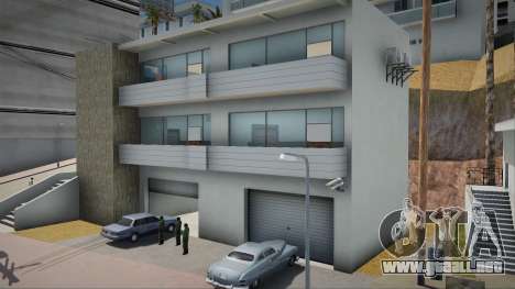 De hecho, estamos abriendo una de las casas en L para GTA San Andreas