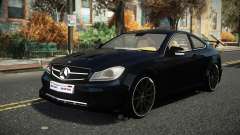 Mercedes-Benz C63 AMG Klaser para GTA 4