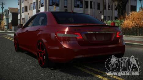 Mercedes-Benz E63 AMG Fuhez para GTA 4
