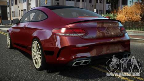 Mercedes-Benz C63S AMG Lacer para GTA 4