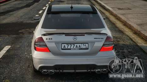 Mercedes-Benz E63 W211 POP para GTA San Andreas