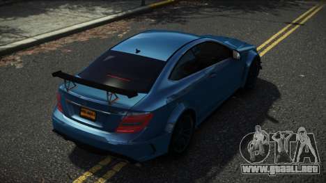Mercedes-Benz C63 AMG Hugrax para GTA 4