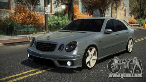 Mercedes-Benz E63 AMG Ofejuk para GTA 4