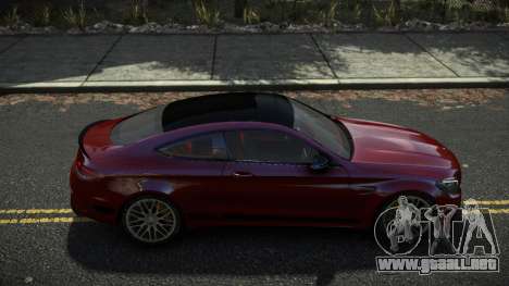 Mercedes-Benz C63S AMG Lacer para GTA 4